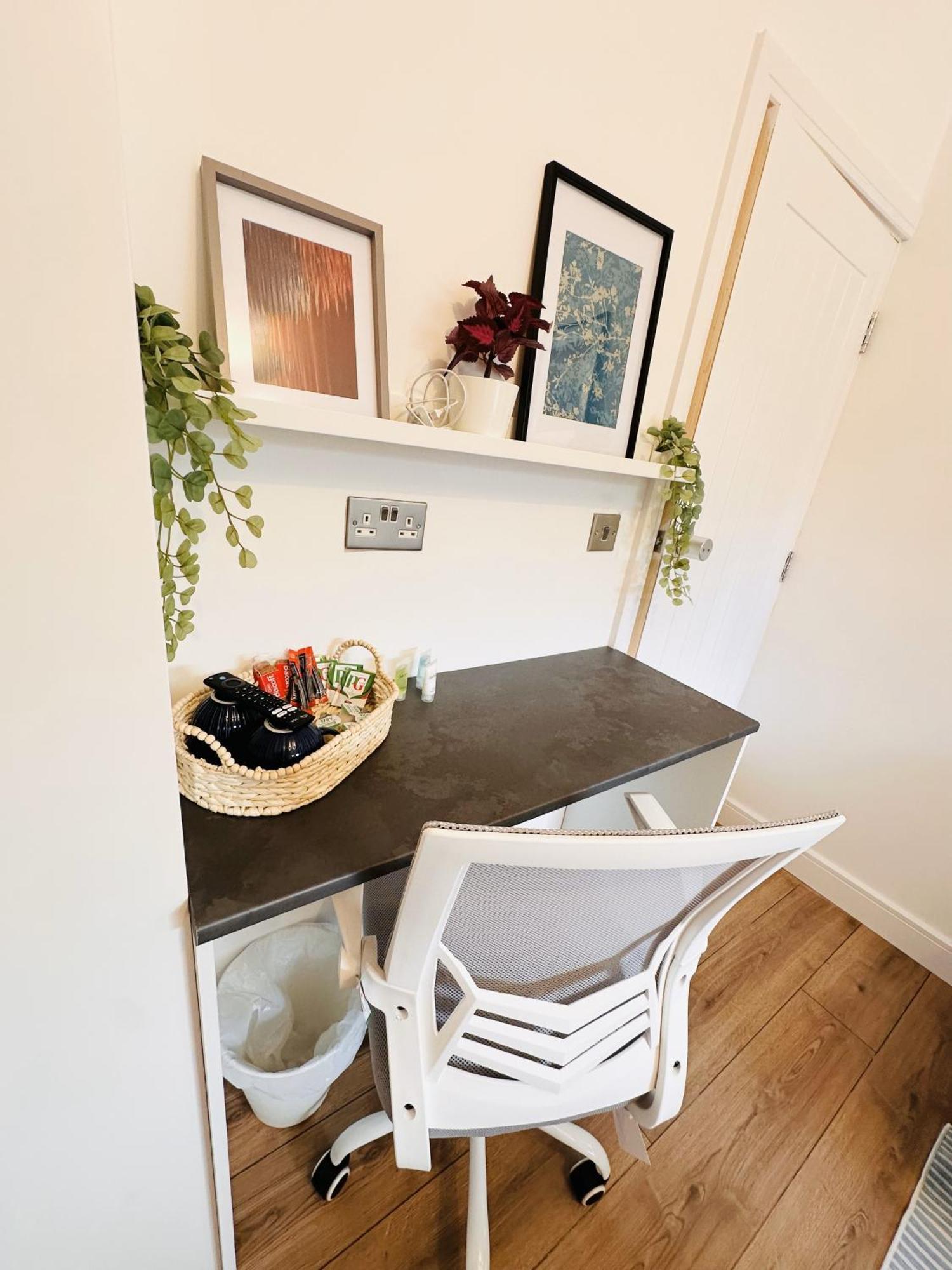 R4 Luxury Studio En-Suite Room In Harborne Lane By Queen Elizabeth Hospital Birmingham Bagian luar foto